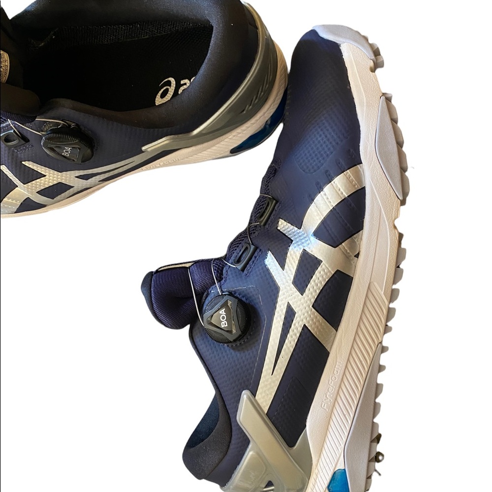 Mens ASICS flute foam golf shoes